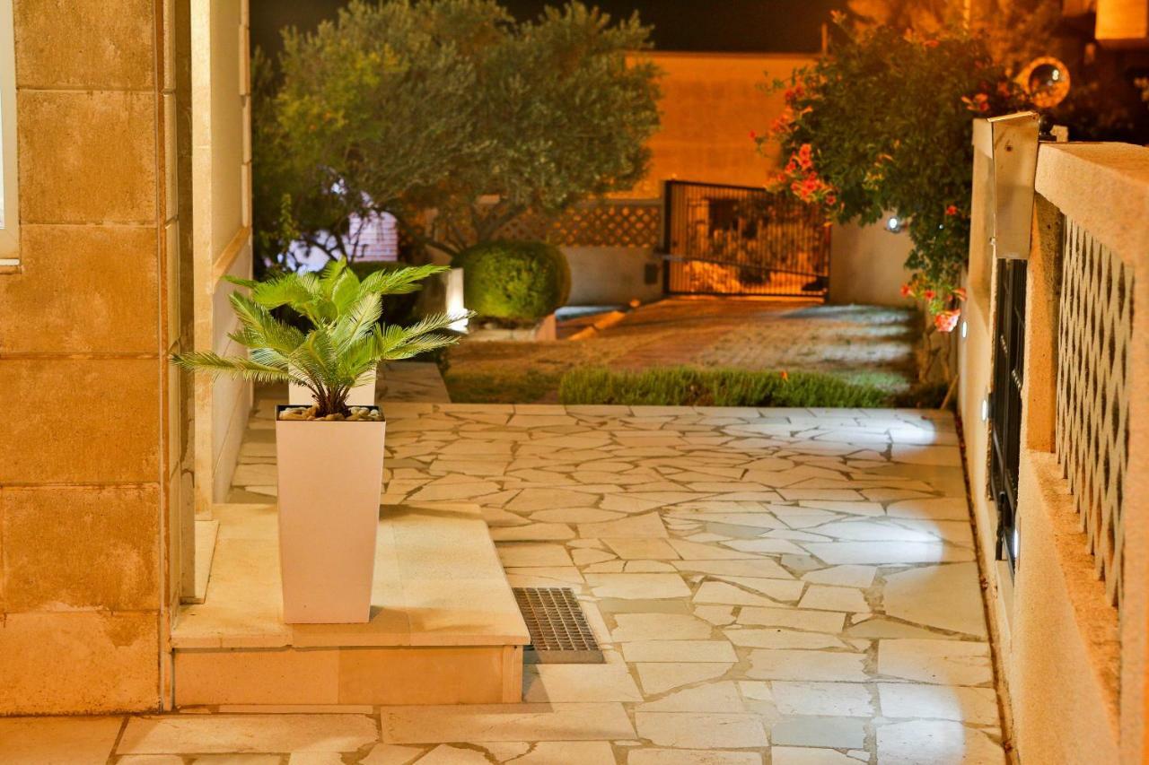 Villa Rako Dugi Rat Luaran gambar