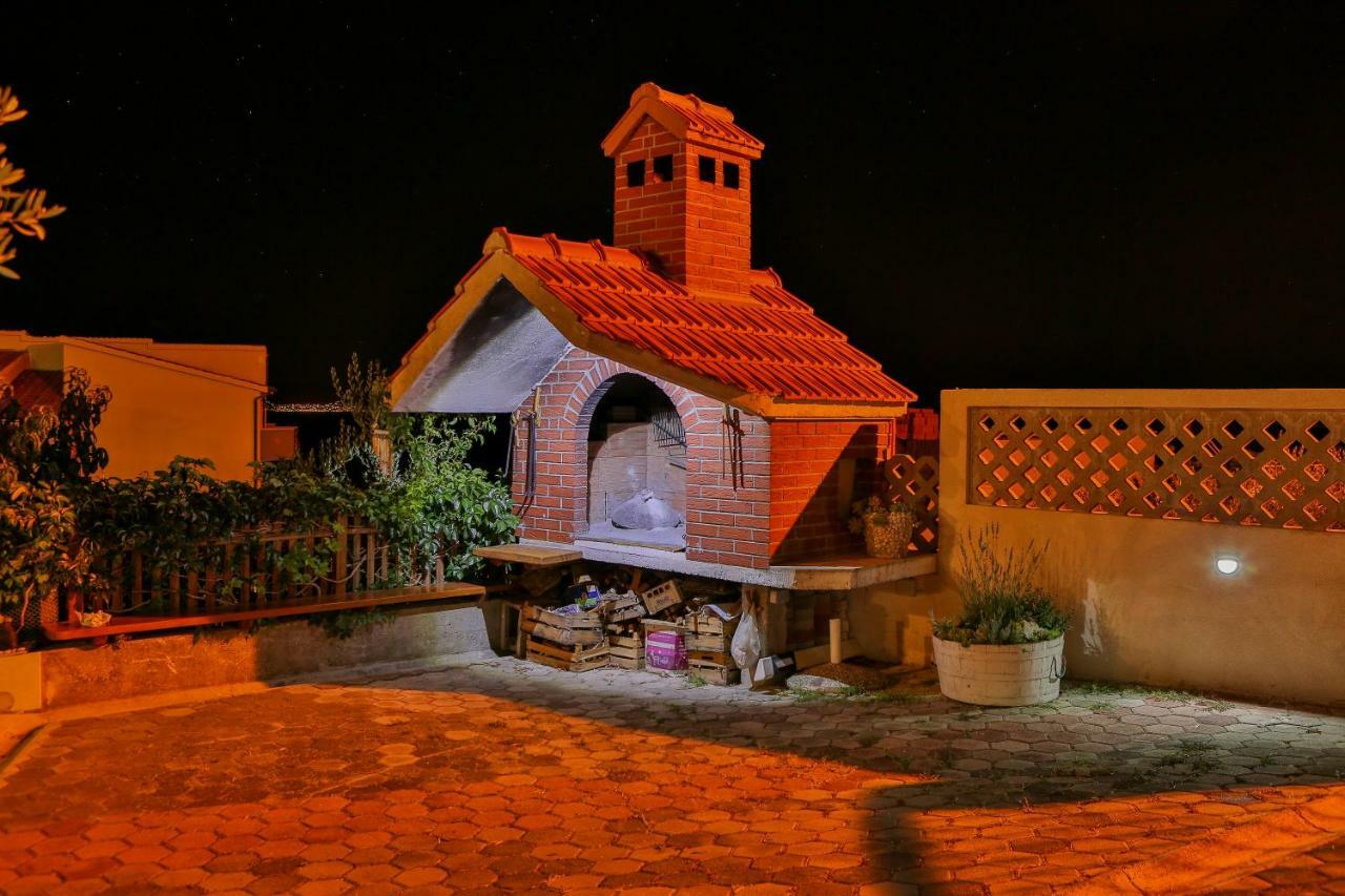 Villa Rako Dugi Rat Luaran gambar